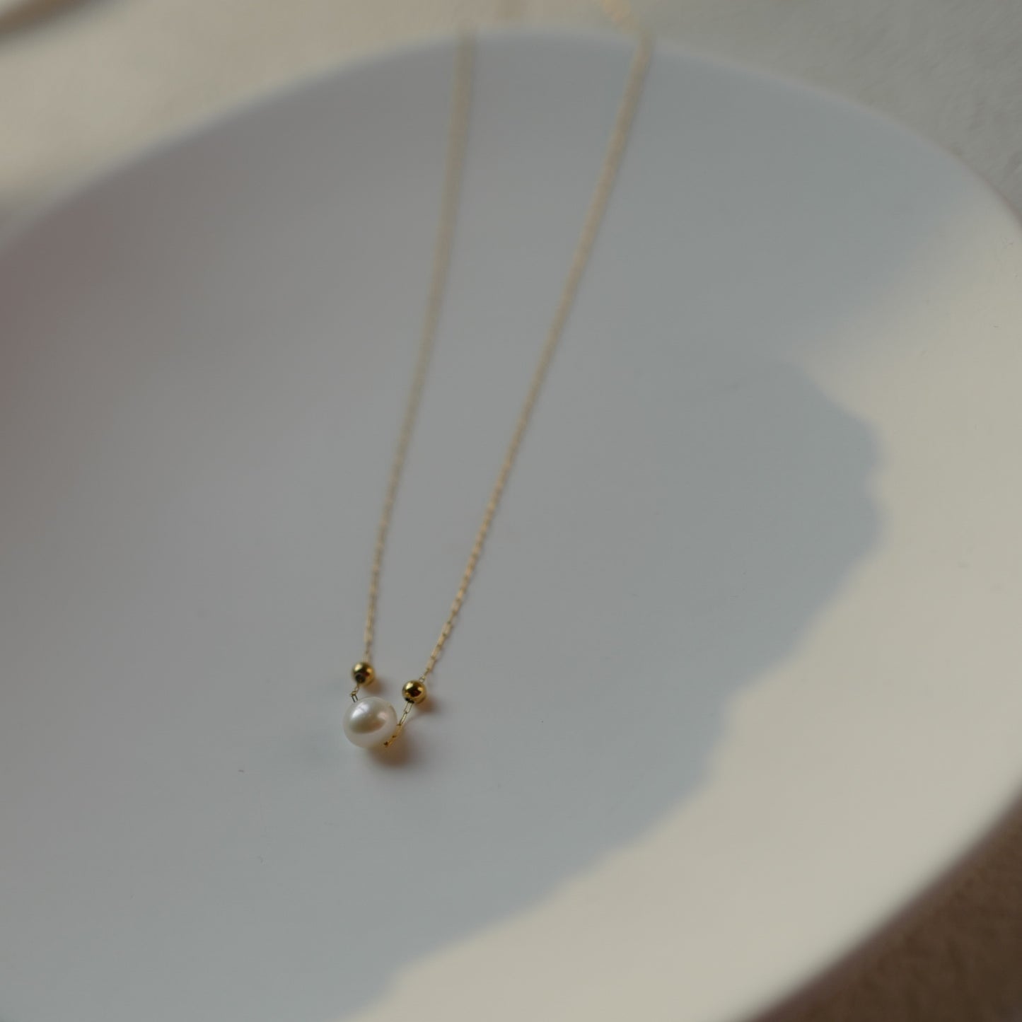 Vast sea little bead necklace