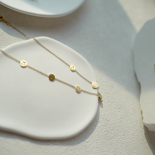 Keep smiling faces necklace