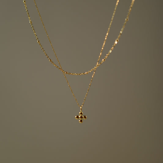 Cross five necklace